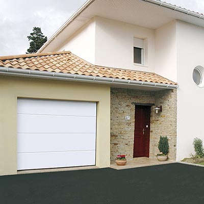 Porte sectionelle de garage Maéva Novoferm